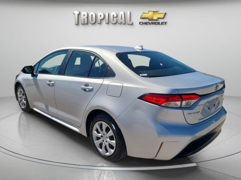 Used 2024 Toyota Corolla LE