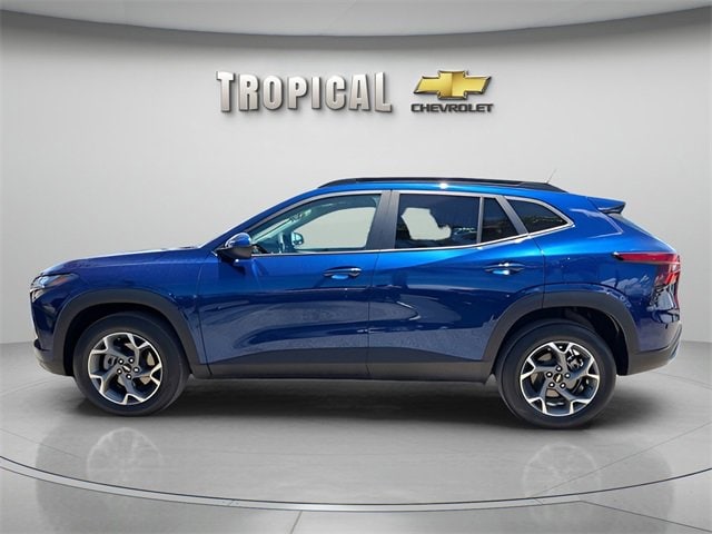 Used 2024 Chevrolet Trax LT with VIN KL77LHE23RC094169 for sale in Miami, FL