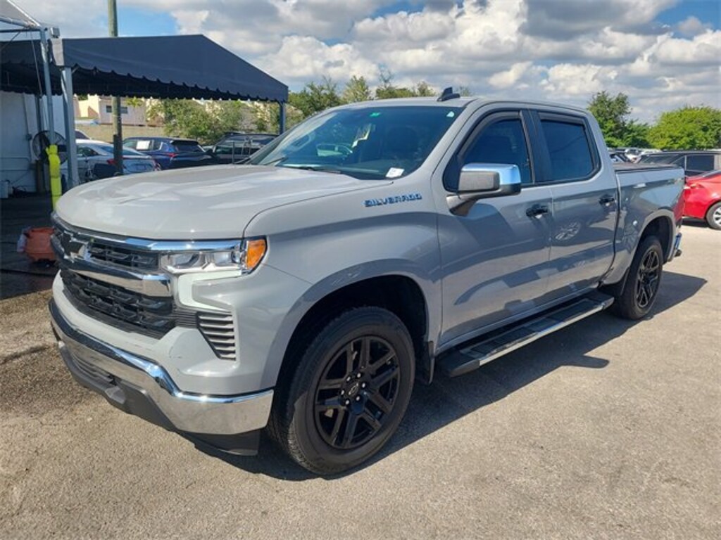 Used 2024 Chevrolet Silverado 1500 LT Truck