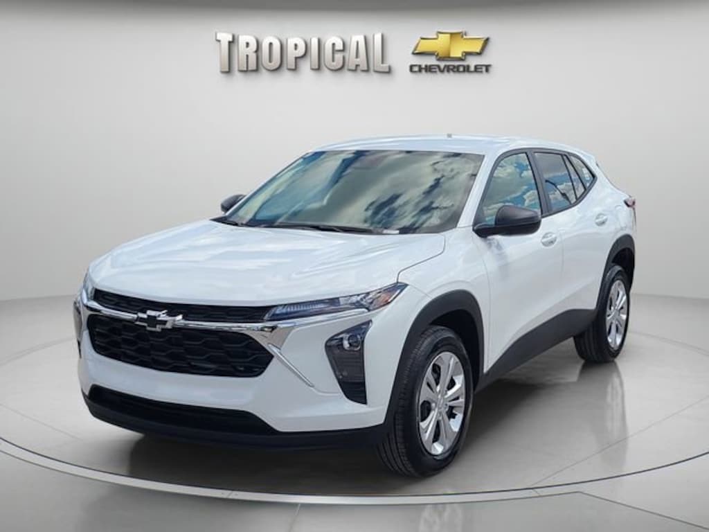 New 2026 Chevrolet Trax LS SUV
