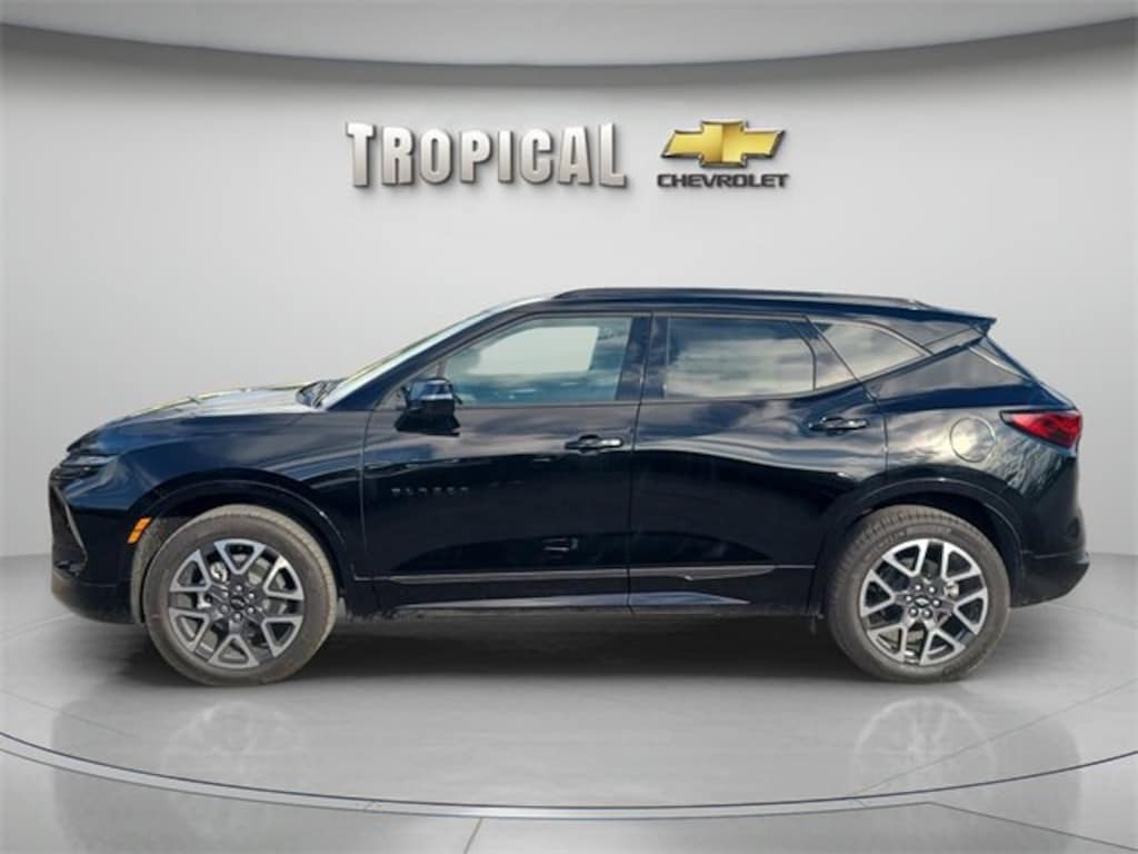 New 2025 Chevrolet Blazer RS SUV