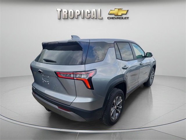 2026 Chevrolet Equinox LT photo 3