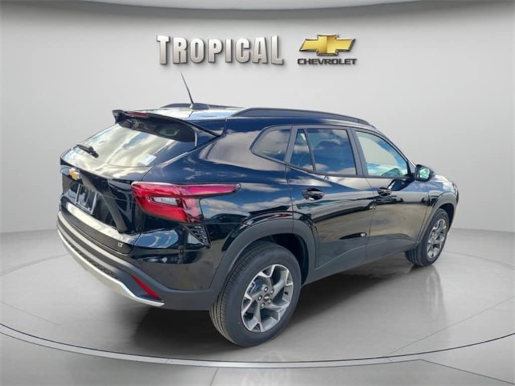 New 2026 Chevrolet Trax LT SUV