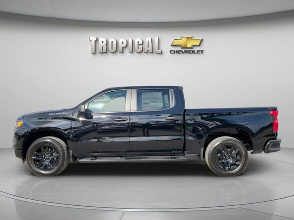 New 2026 Chevrolet Silverado 1500 Custom Truck