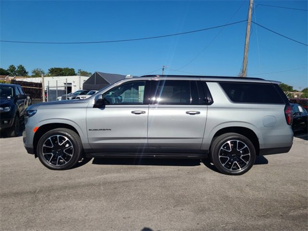 Used 2023 Chevrolet Suburban RST SUV