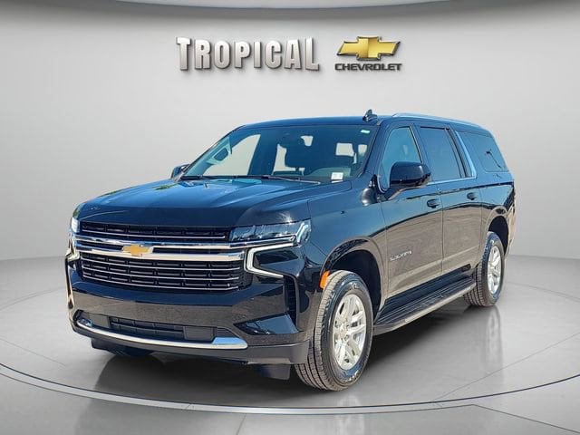 2024 Chevrolet Suburban 2WD 1500 LT's photo
