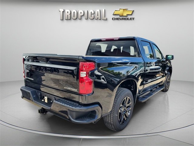 2026 Chevrolet Silverado 1500 Custom photo 4
