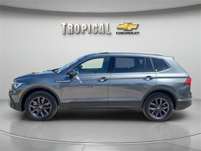 Used 2023 Volkswagen Tiguan SE with VIN 3VV3B7AX6PM010228 for sale in Miami Shores, FL