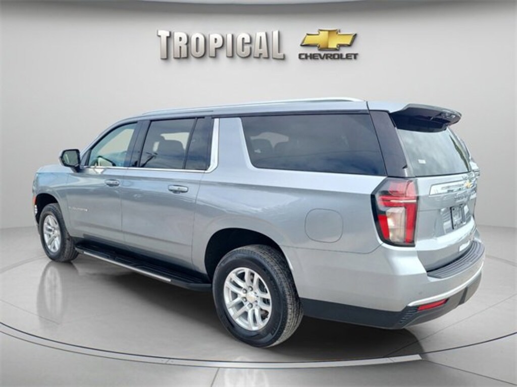 Used 2024 Chevrolet Suburban LT SUV