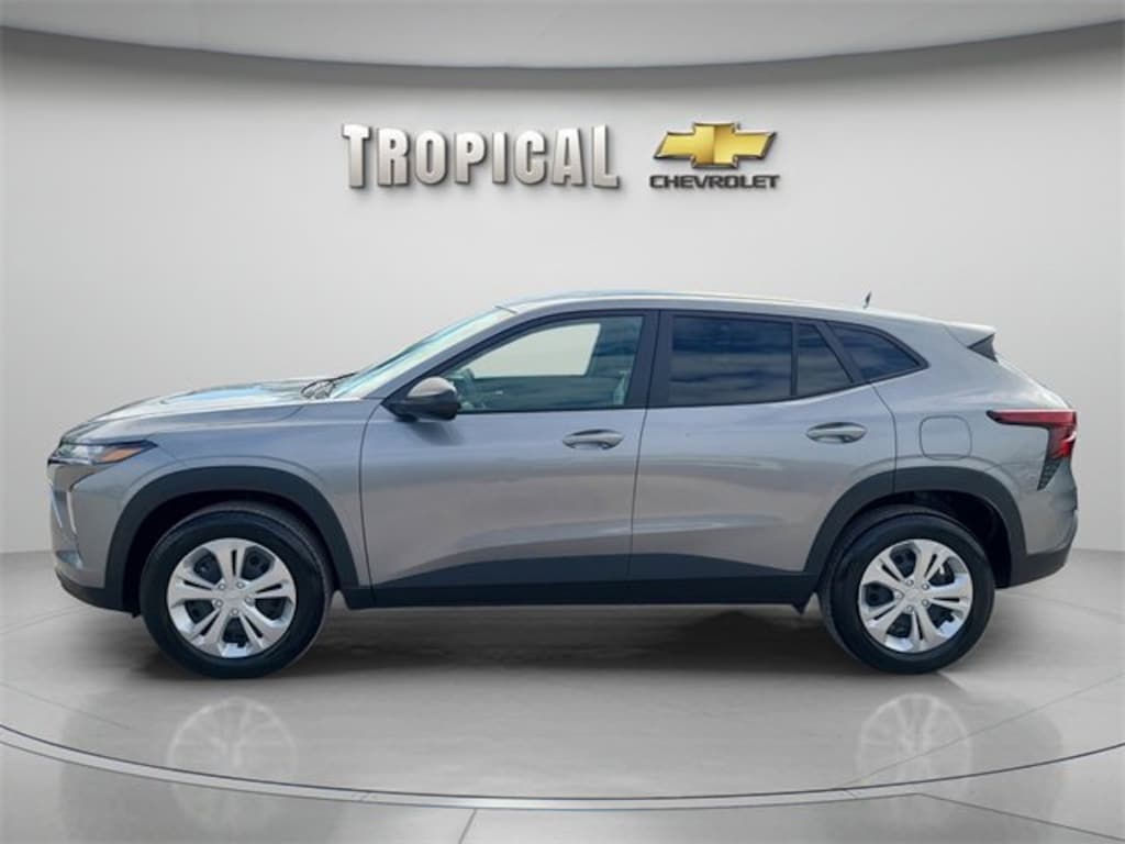 Used 2025 Chevrolet Trax LS SUV