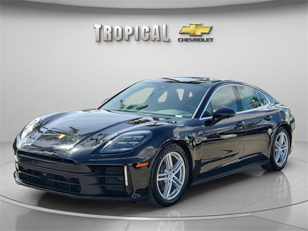 Used 2025 Porsche Panamera NA