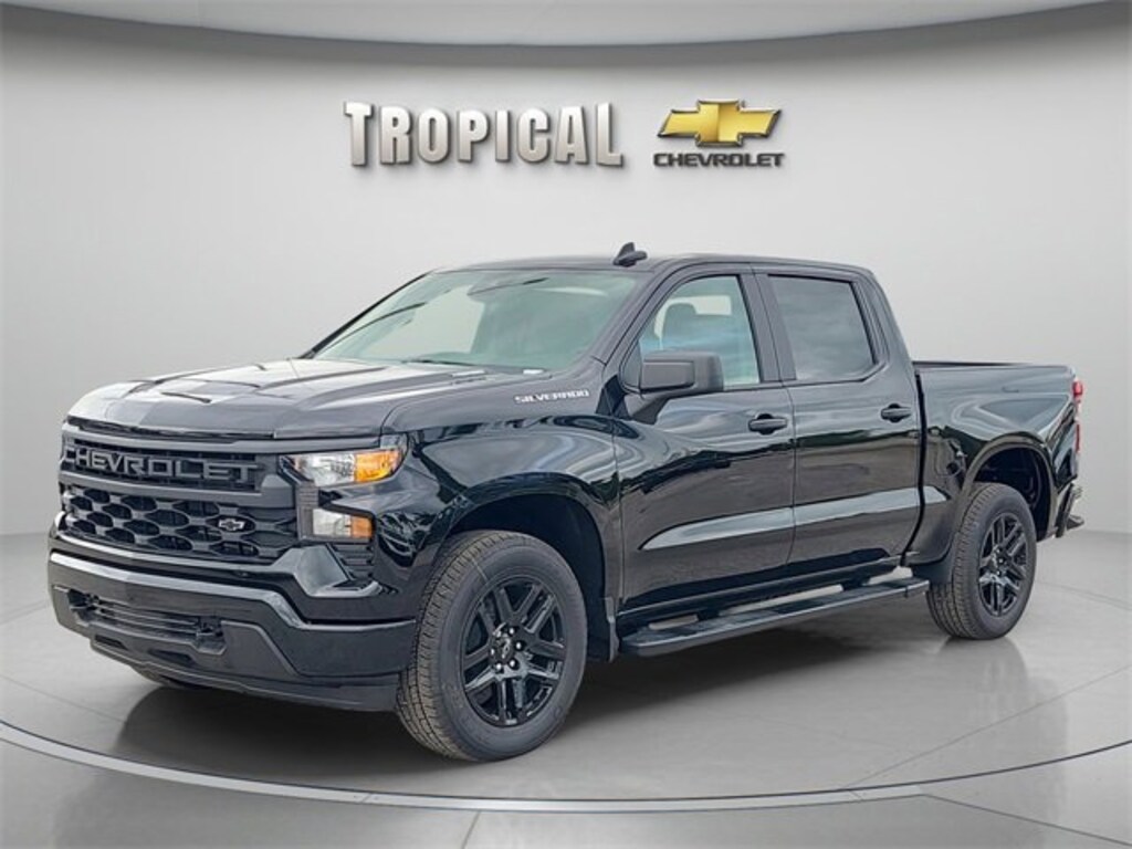 New 2026 Chevrolet Silverado 1500 Custom Truck
