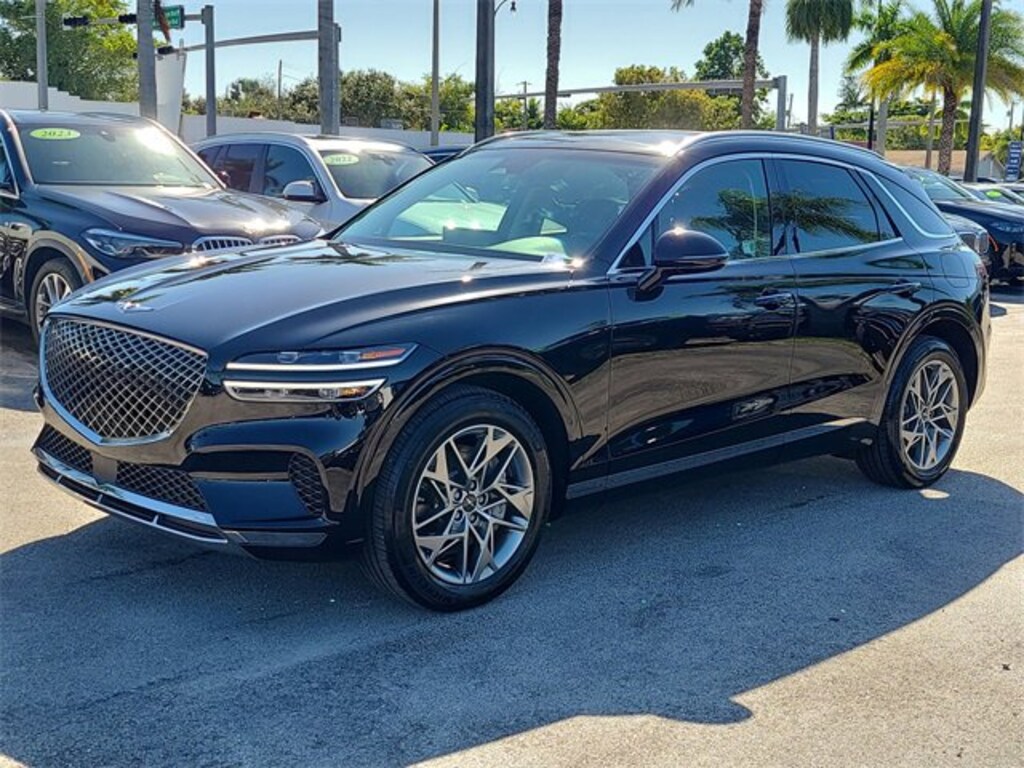 Used 2025 Genesis GV70 2.5T