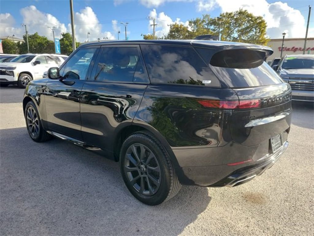 Used 2024 Land Rover Range Rover Sport Dynamic SE