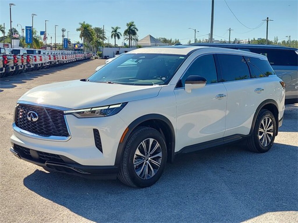 Used 2024 INFINITI QX60 Pure