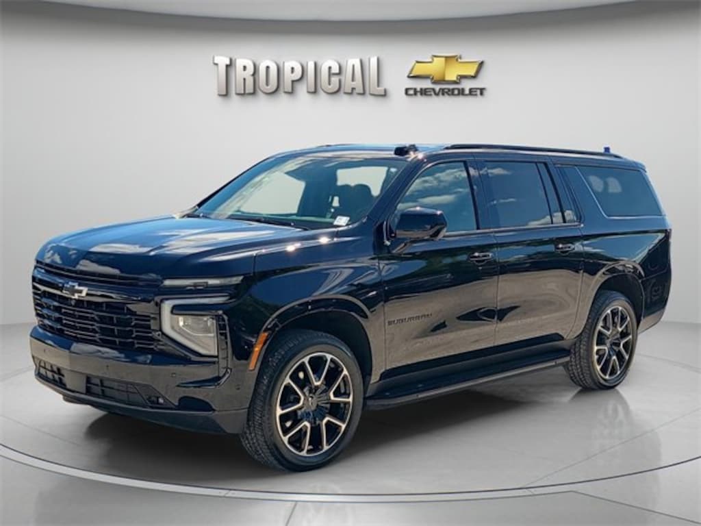 Used 2025 Chevrolet Suburban RST SUV