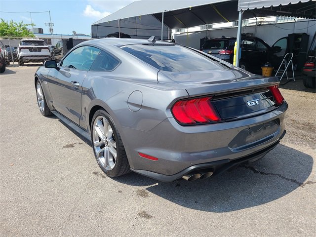 2022 Ford Mustang GT Premium photo 3