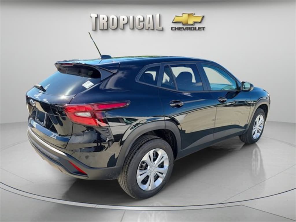 New 2026 Chevrolet Trax LS SUV