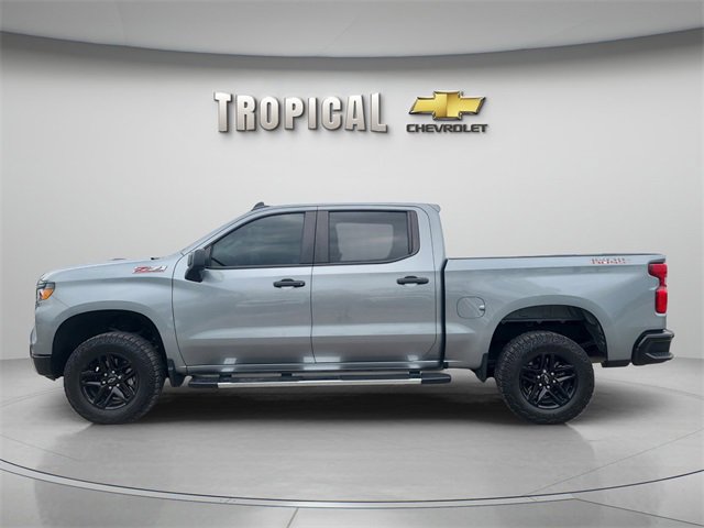 2024 Chevrolet Silverado 1500 Custom Trail Boss photo 2