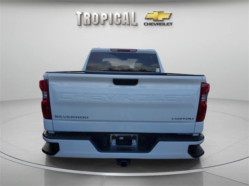 New 2026 Chevrolet Silverado 1500 Custom Truck