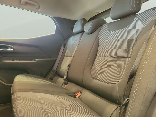 2027 Chevrolet Bolt LT - Photo 8