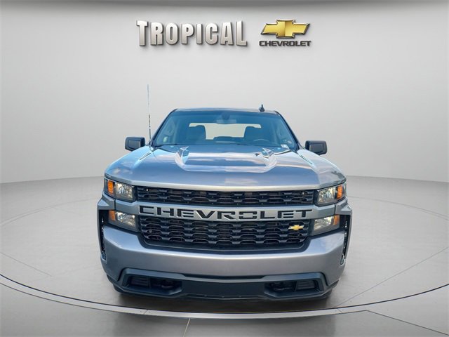 2021 Chevrolet Silverado 1500 Custom photo 2