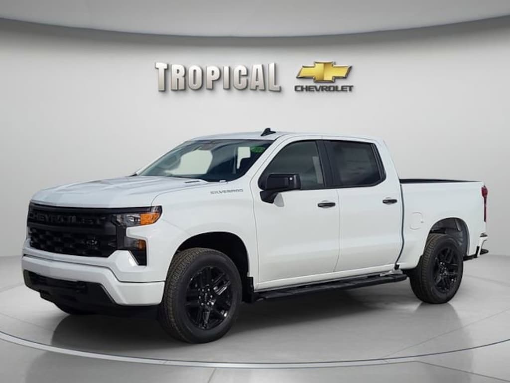 New 2026 Chevrolet Silverado 1500 Custom Truck