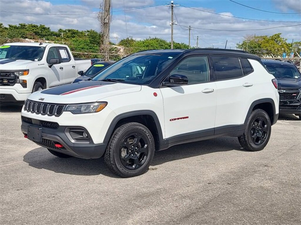 Used 2023 Jeep Compass Trailhawk