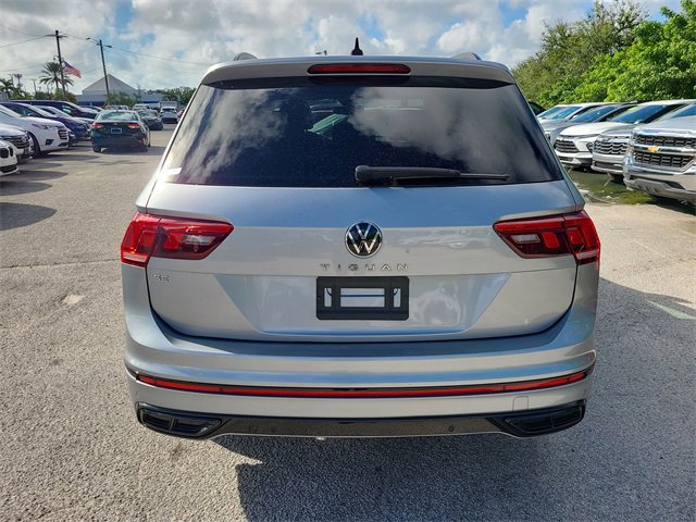 2024 Volkswagen Tiguan SE R-Line Black photo 3