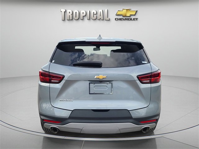 2023 Chevrolet Blazer 2LT photo 3