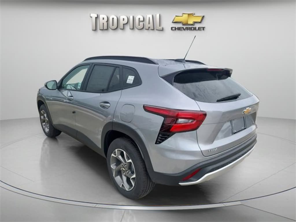 New 2026 Chevrolet Trax LT SUV