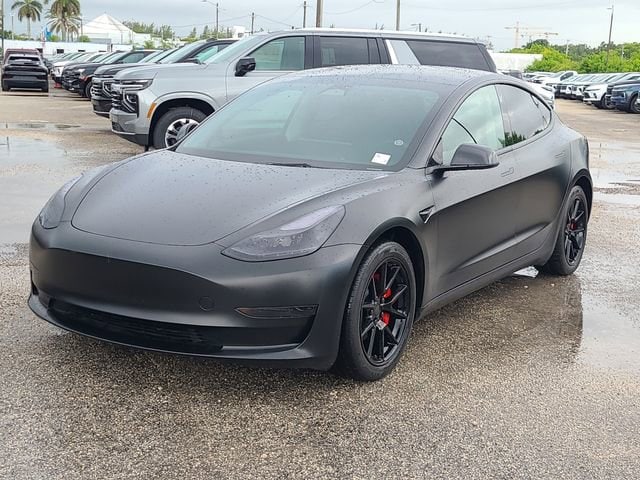 2023 Tesla Model 3 -'s photo
