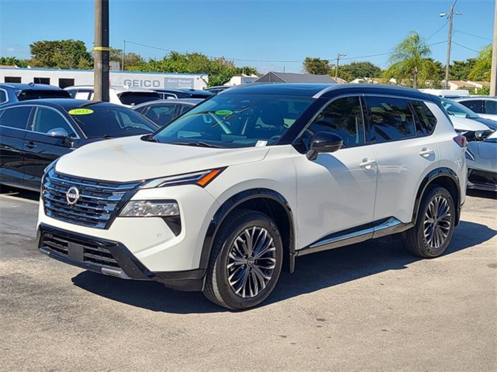 Used 2024 Nissan Rogue Platinum