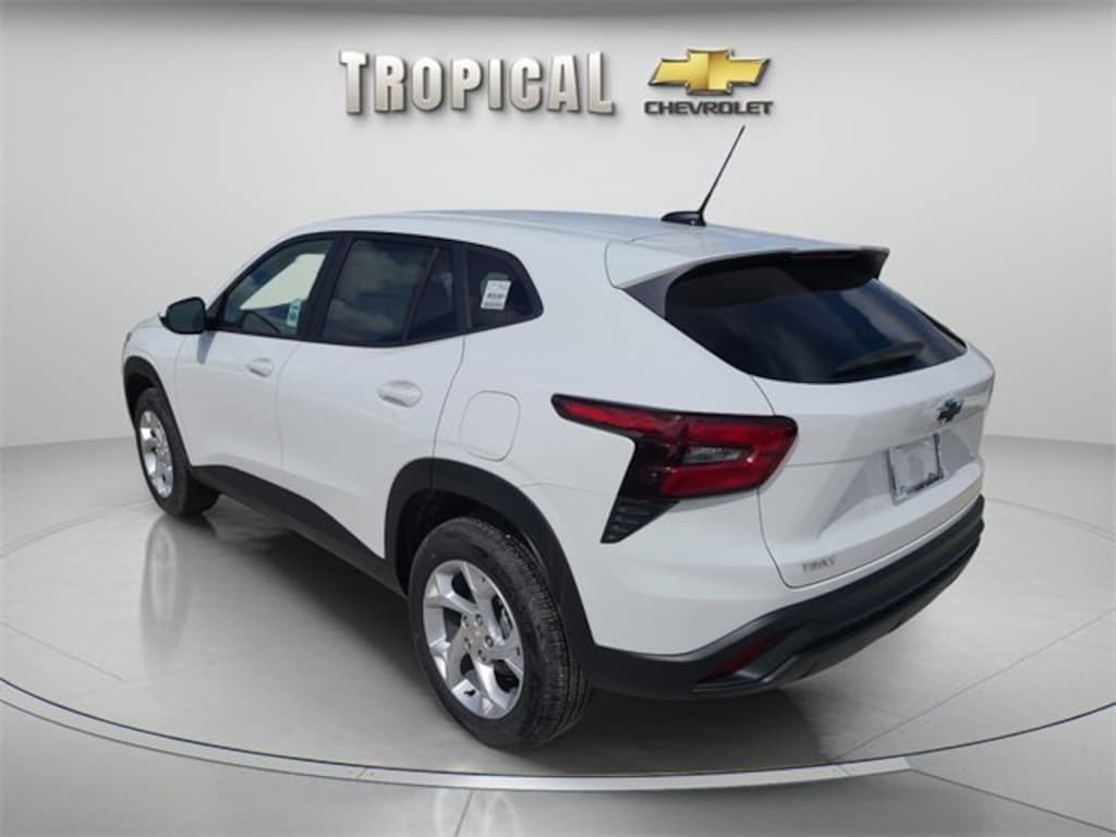 New 2026 Chevrolet Trax LS SUV