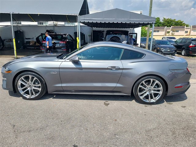 2022 Ford Mustang GT Premium photo 2