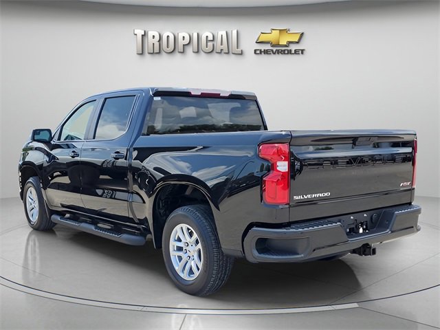 2021 Chevrolet Silverado 1500 RST photo 3