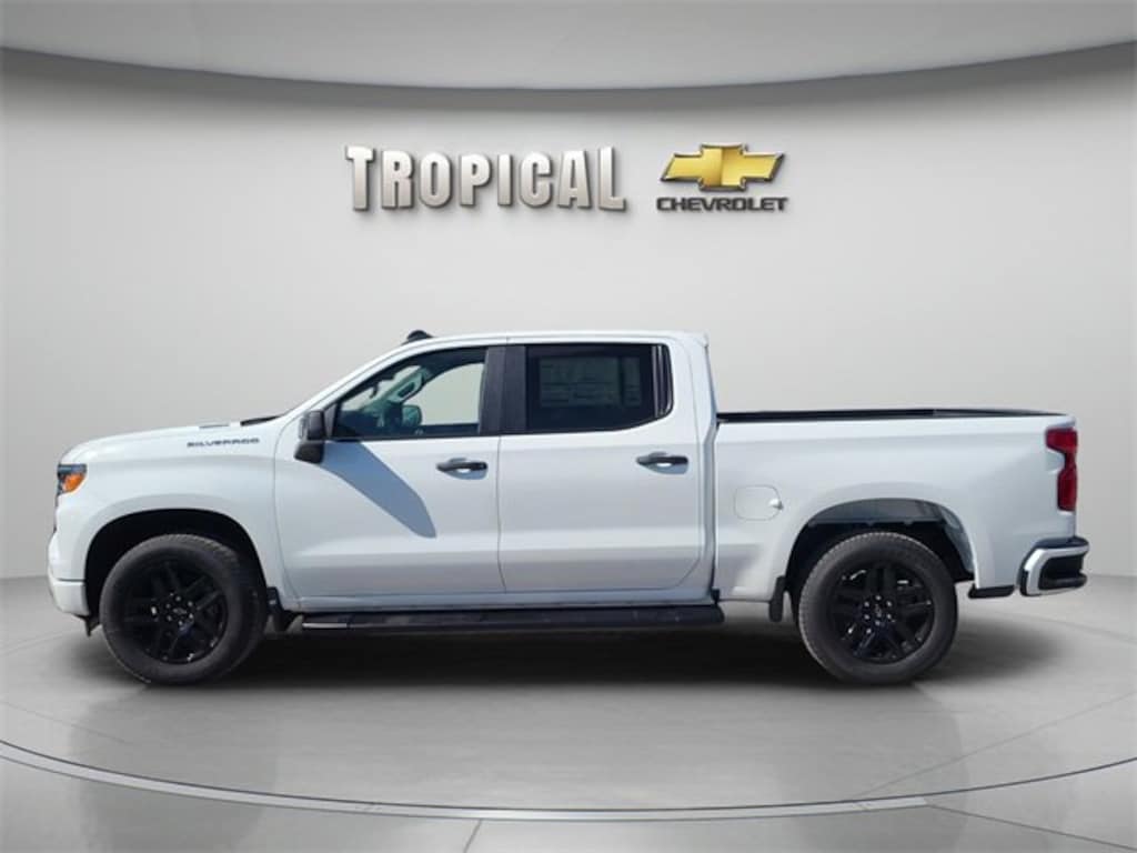 New 2026 Chevrolet Silverado 1500 Custom Truck