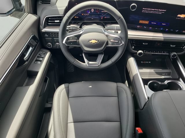 2026 Chevrolet Suburban LT - Photo 17