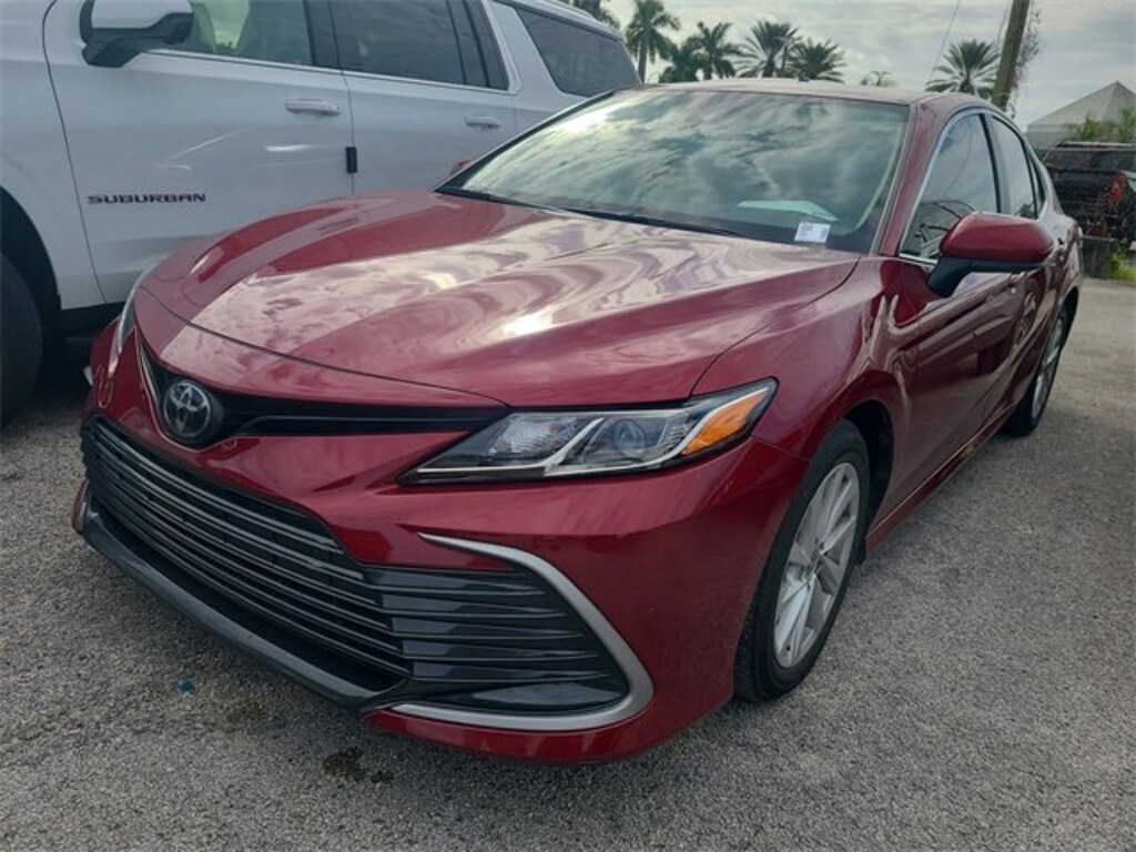Used 2022 Toyota Camry LE