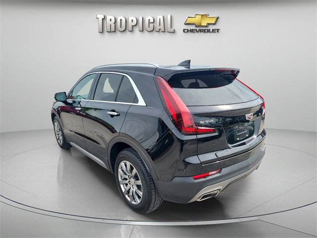 2023 Cadillac XT4 Premium Luxury photo 2