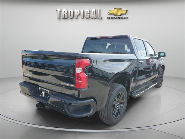 2026 Chevrolet Silverado 1500 Custom photo 3