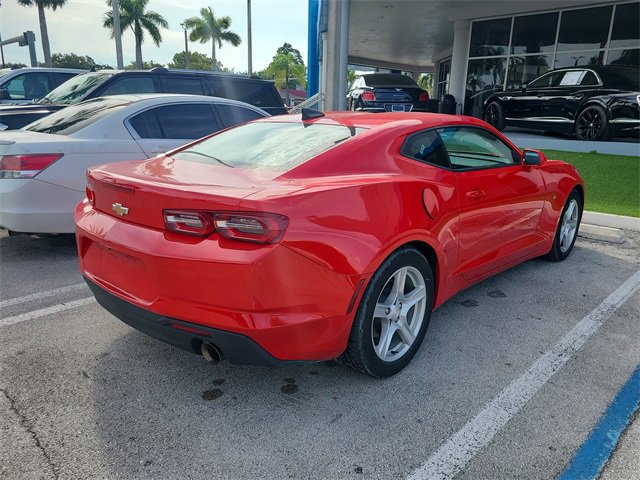 2023 Chevrolet Camaro 1LT photo 3