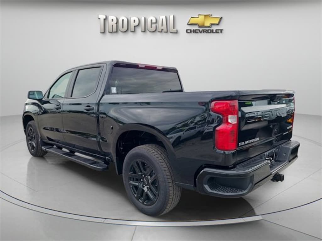 New 2026 Chevrolet Silverado 1500 Custom Truck