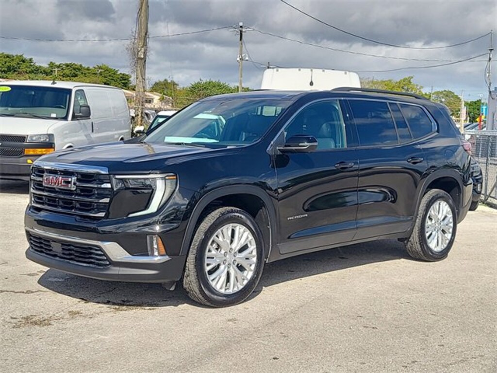 Used 2024 GMC Acadia Elevation SUV
