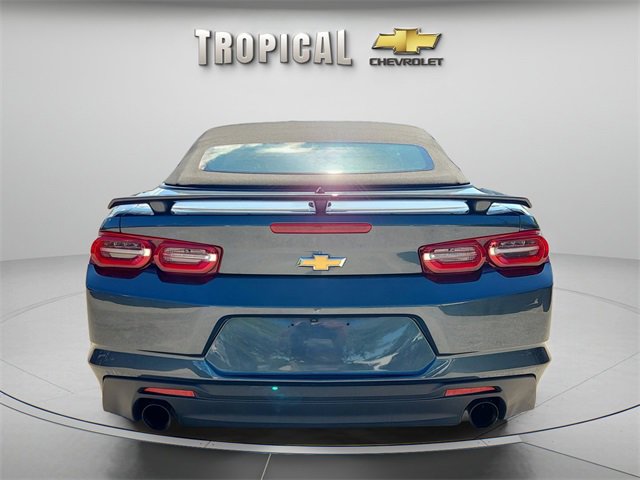 2023 Chevrolet Camaro 1LT photo 4