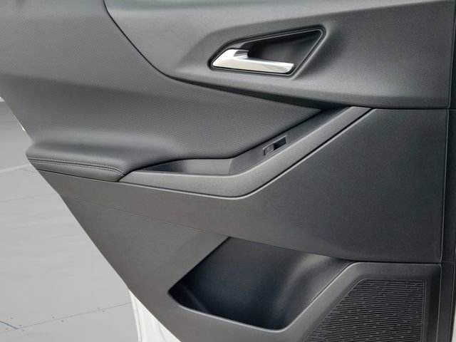 2026 Chevrolet Equinox LT - Photo 14