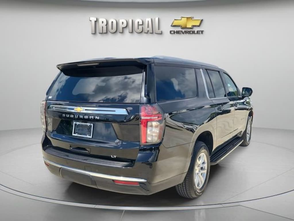 Used 2024 Chevrolet Suburban LT SUV