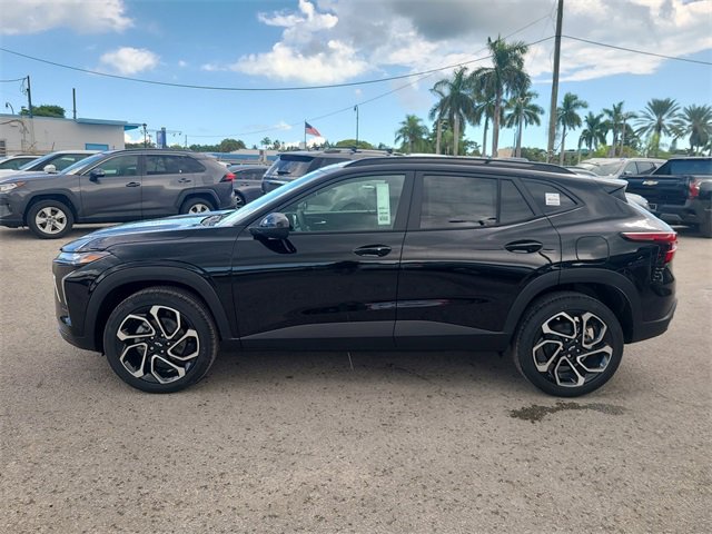 2026 Chevrolet Trax photo 2