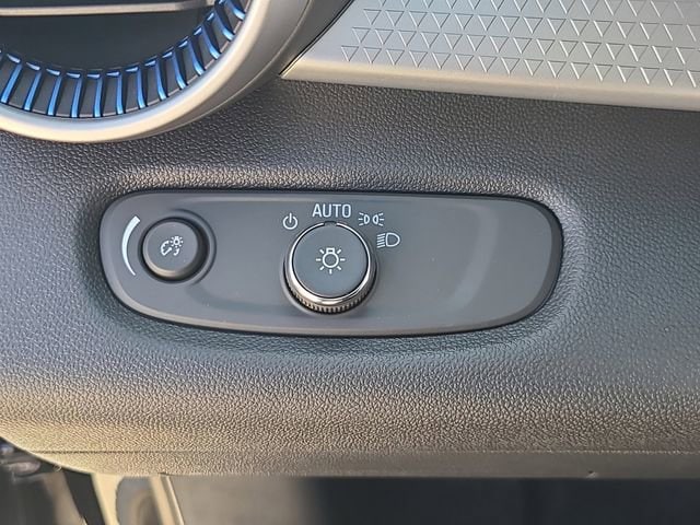 2026 Chevrolet Trax LS - Photo 18