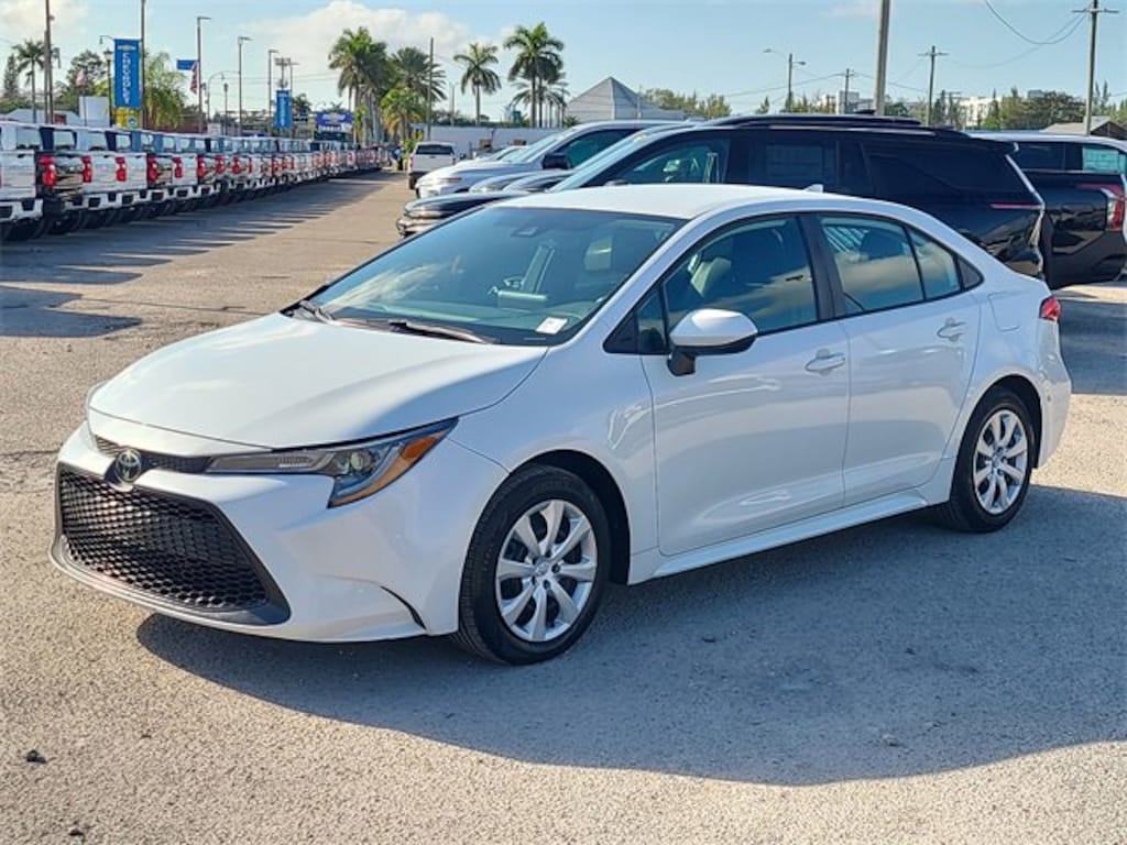 Used 2022 Toyota Corolla LE